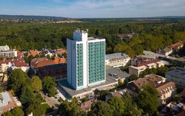Hunguest Hotel Panorama 4*