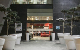 Hotel 4 Barcelona 4*