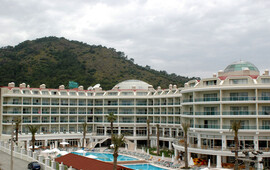 Pineta Park Deluxe Hotel 4*